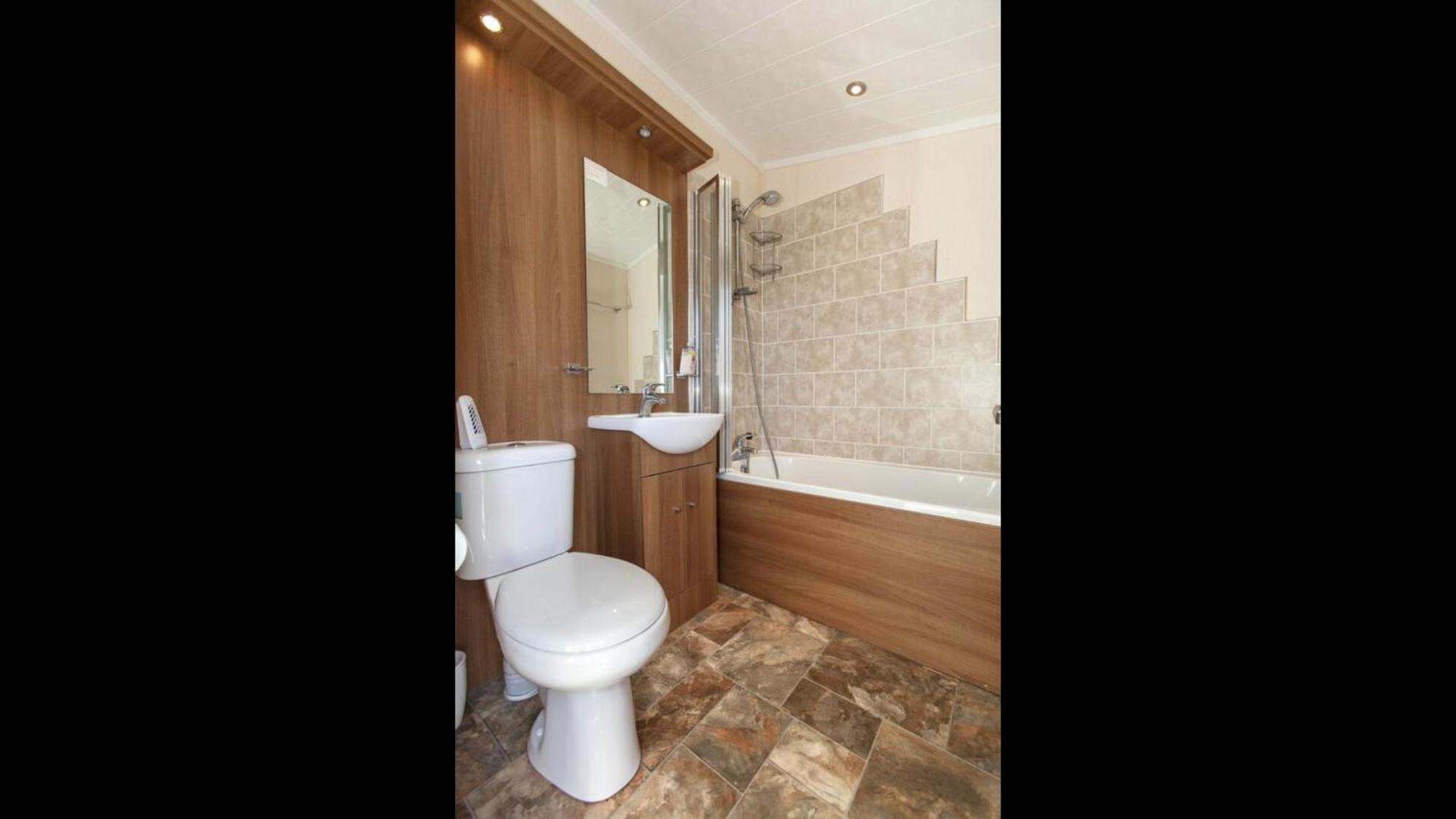 Bumblebee Lodge Tydd St. Giles Dış mekan fotoğraf